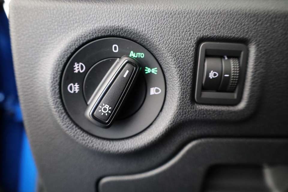 Car picture 10
