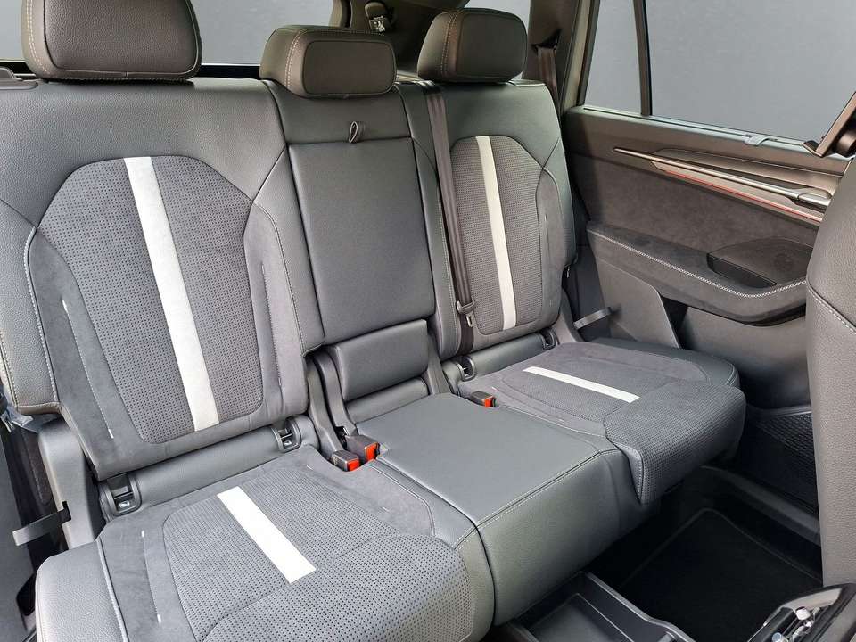 Car picture 8