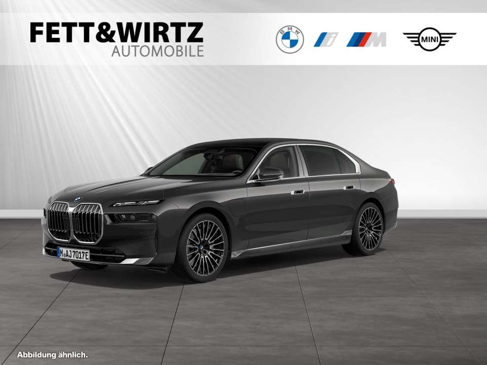 BMW 750 2025