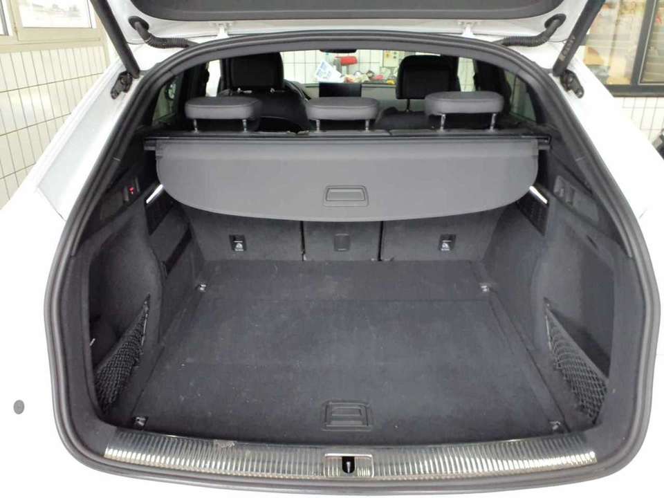 Car picture 10