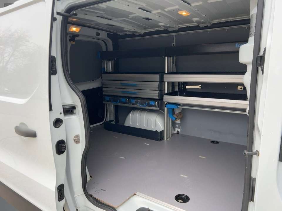 Renault Trafic - Imagem 10