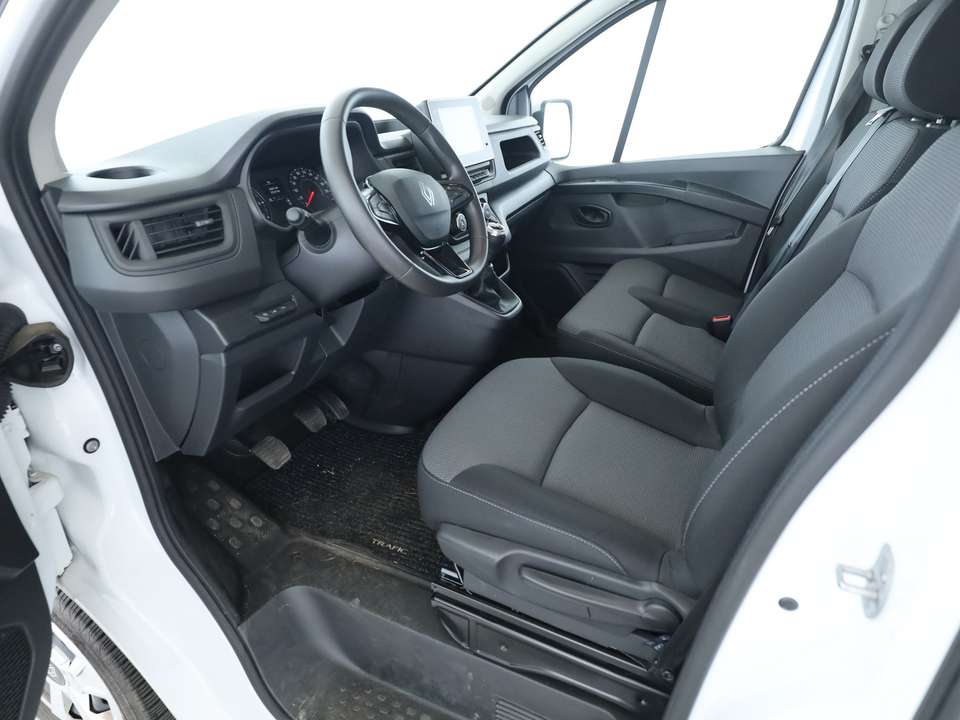 Renault Trafic - Imagem 11