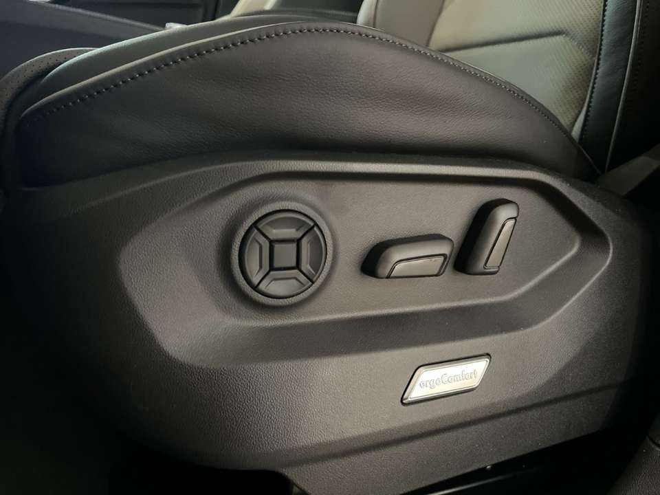 Car picture 11