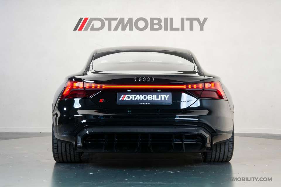 Audi RS e-tron GT - Imagem 6