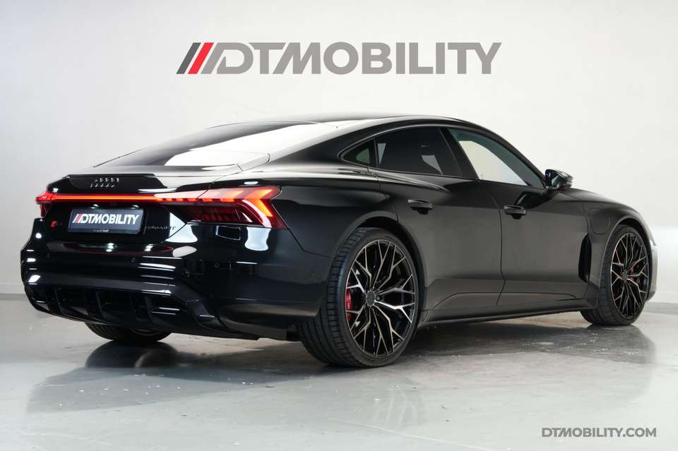 Audi RS e-tron GT - Imagem 8