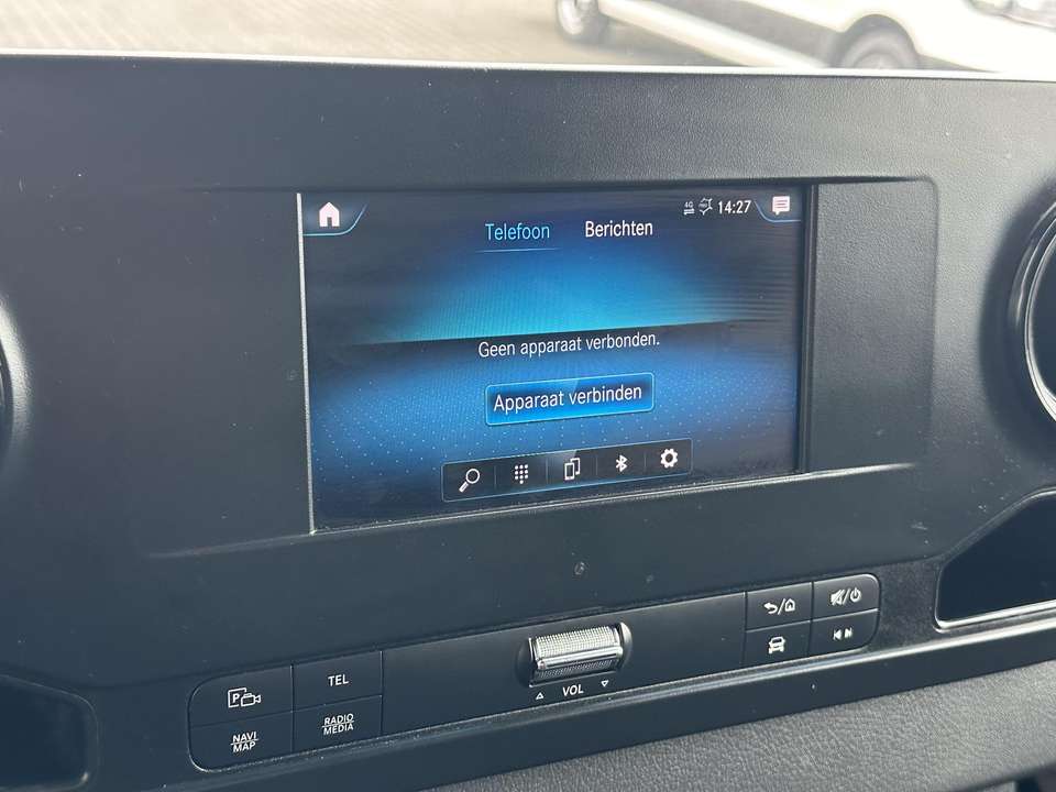 Car picture 11