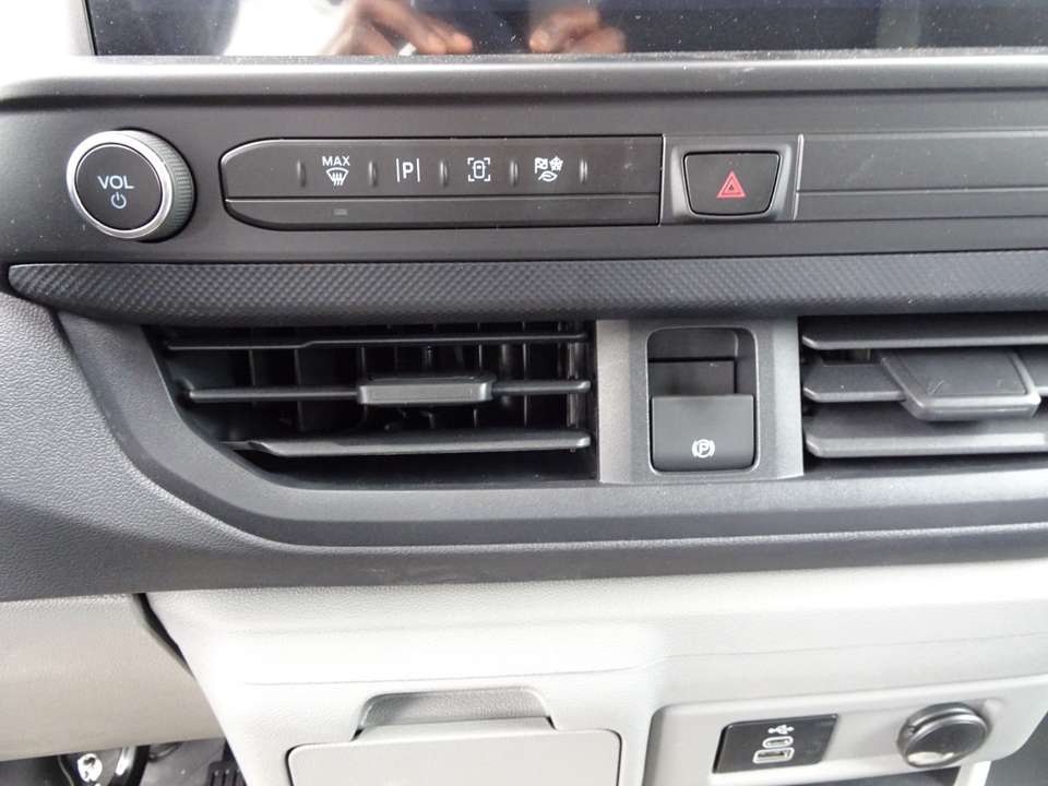 Ford Transit Custom - Imagem 11