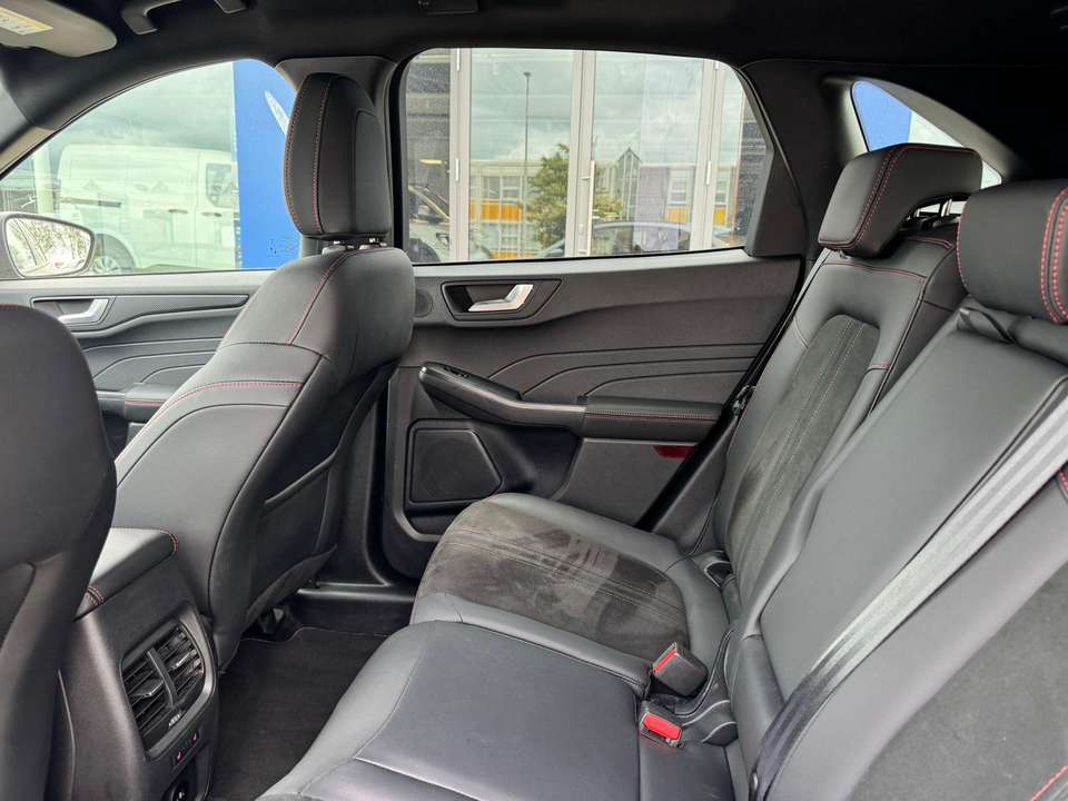 Ford Kuga - Imagem 8