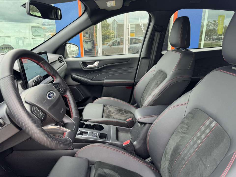 Ford Kuga - Imagem 11