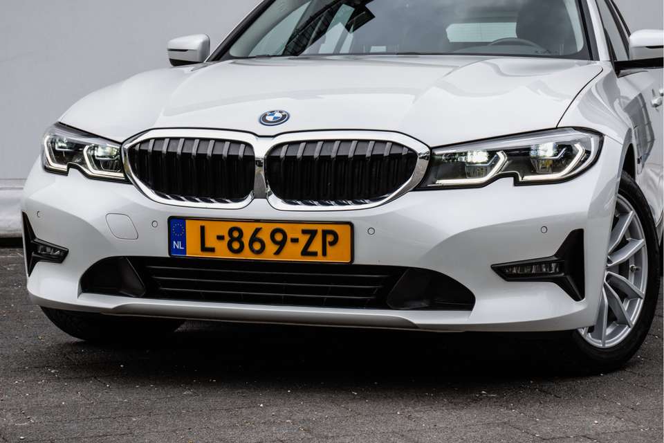BMW 320 - Imagem 2