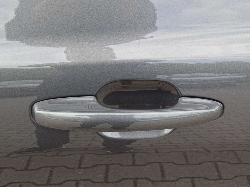 Car picture 9