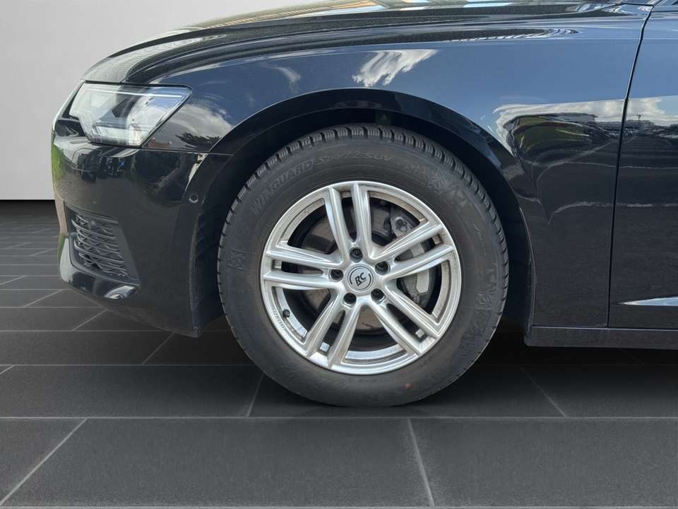 Car picture 9