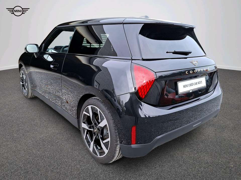 Car picture 5