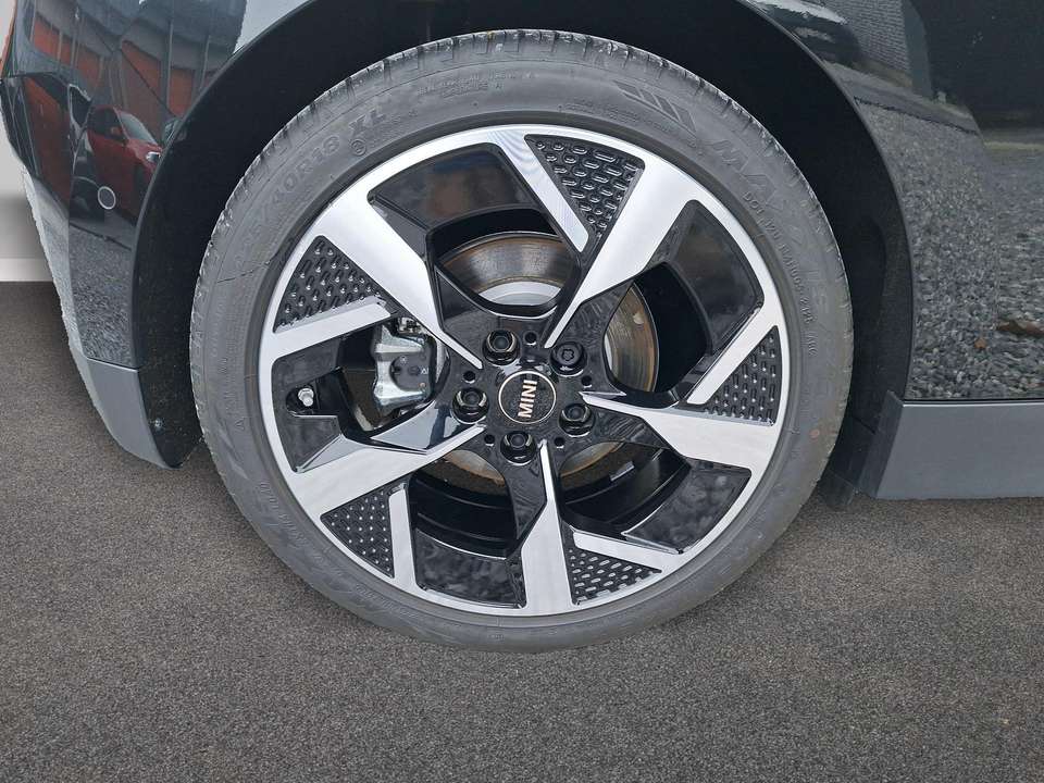 Car picture 9