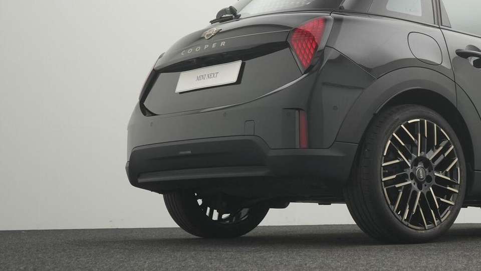 Car picture 18