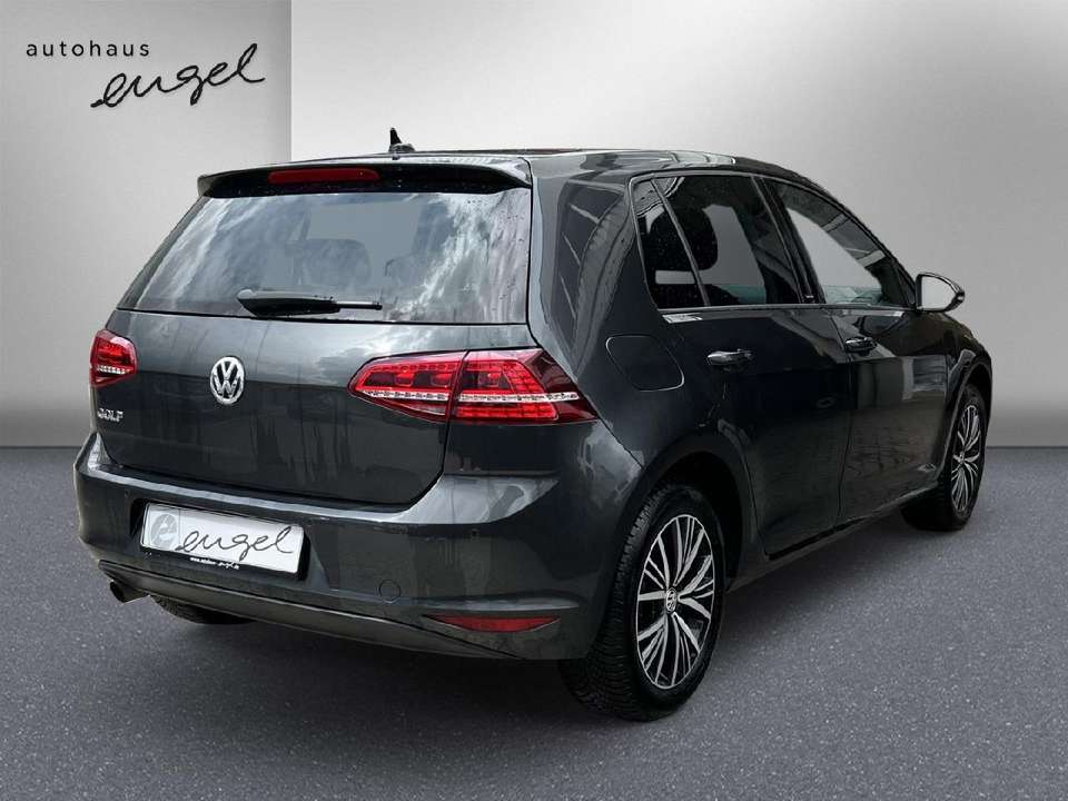 Volkswagen Golf - Imagem 6
