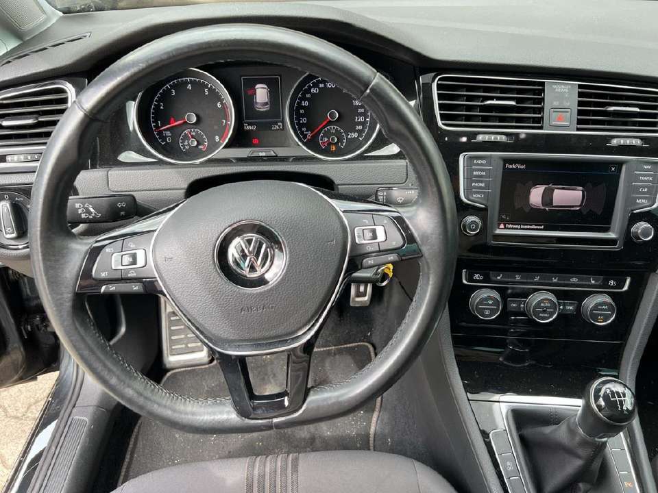Volkswagen Golf - Imagem 8