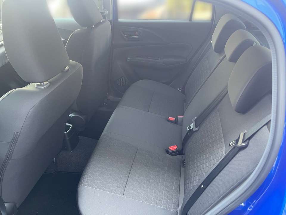 Car picture 11