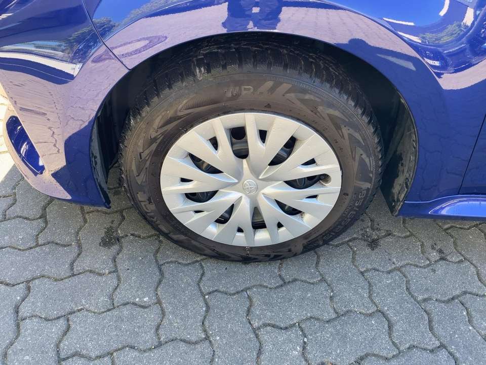 Toyota Yaris - Imagem 6