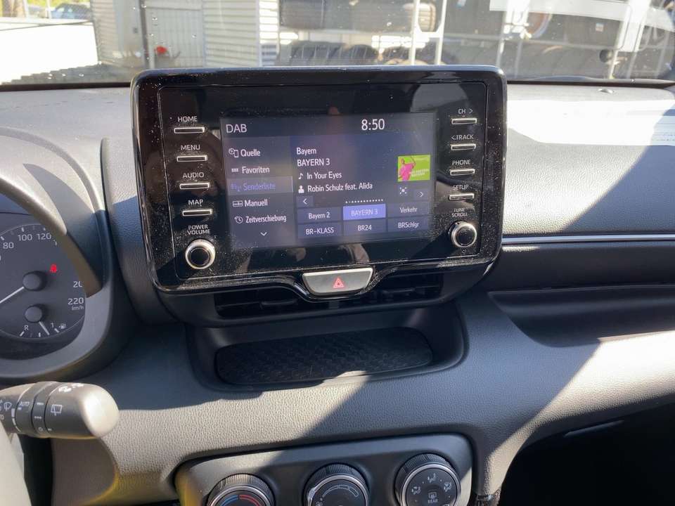 Toyota Yaris - Imagem 12