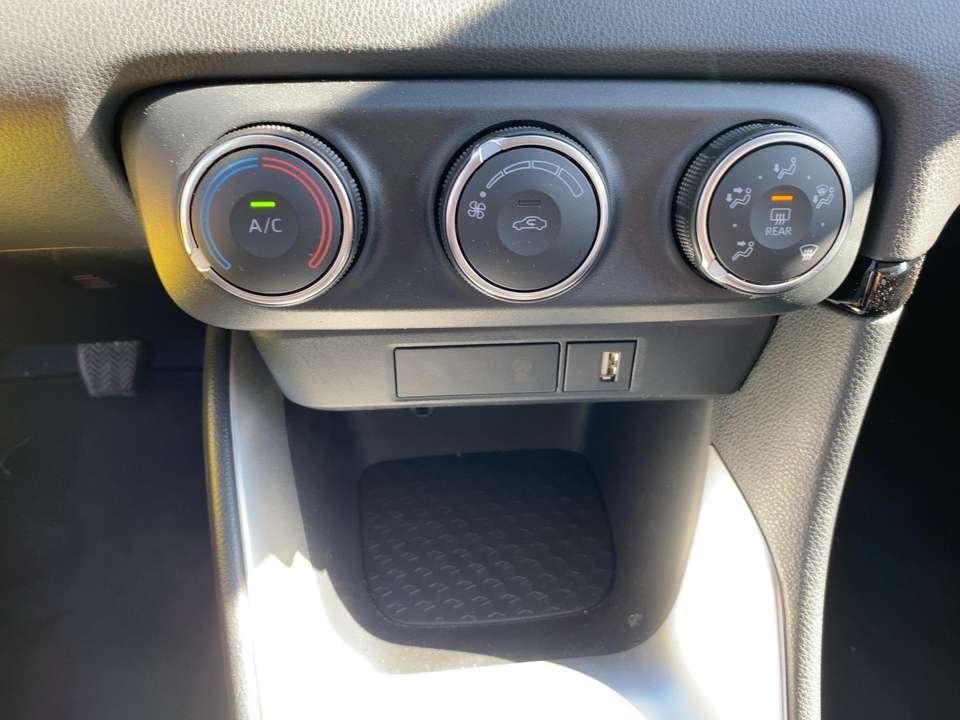 Toyota Yaris - Imagem 14