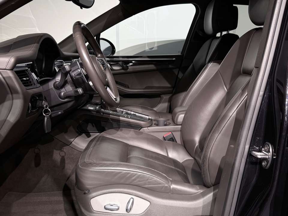 Car picture 10