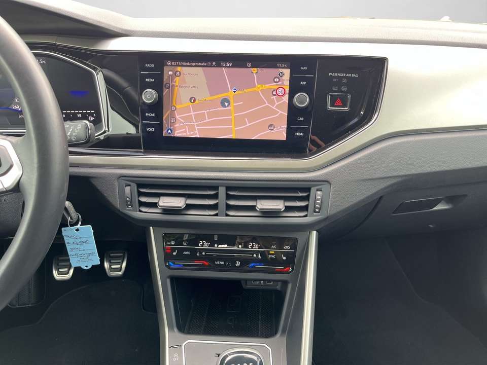 Car picture 11