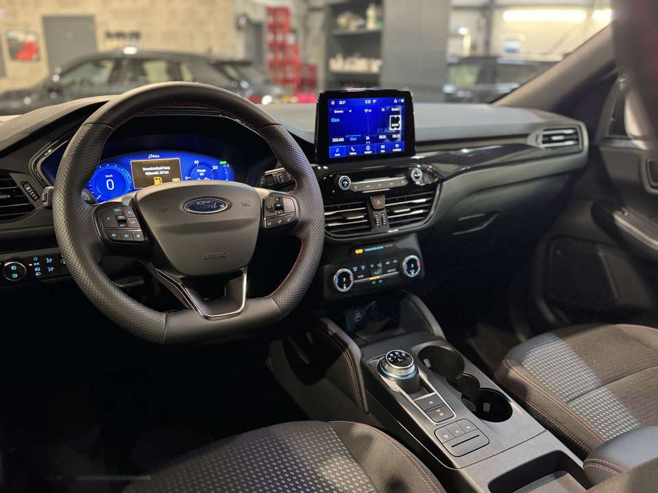 Ford Kuga - Imagem 8