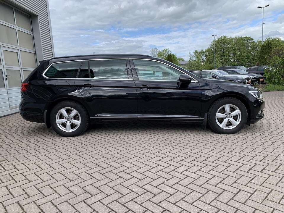 Volkswagen Passat - Imagem 4