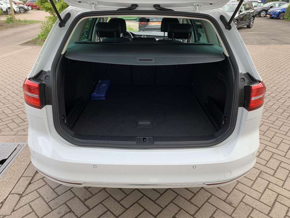 Car picture 6