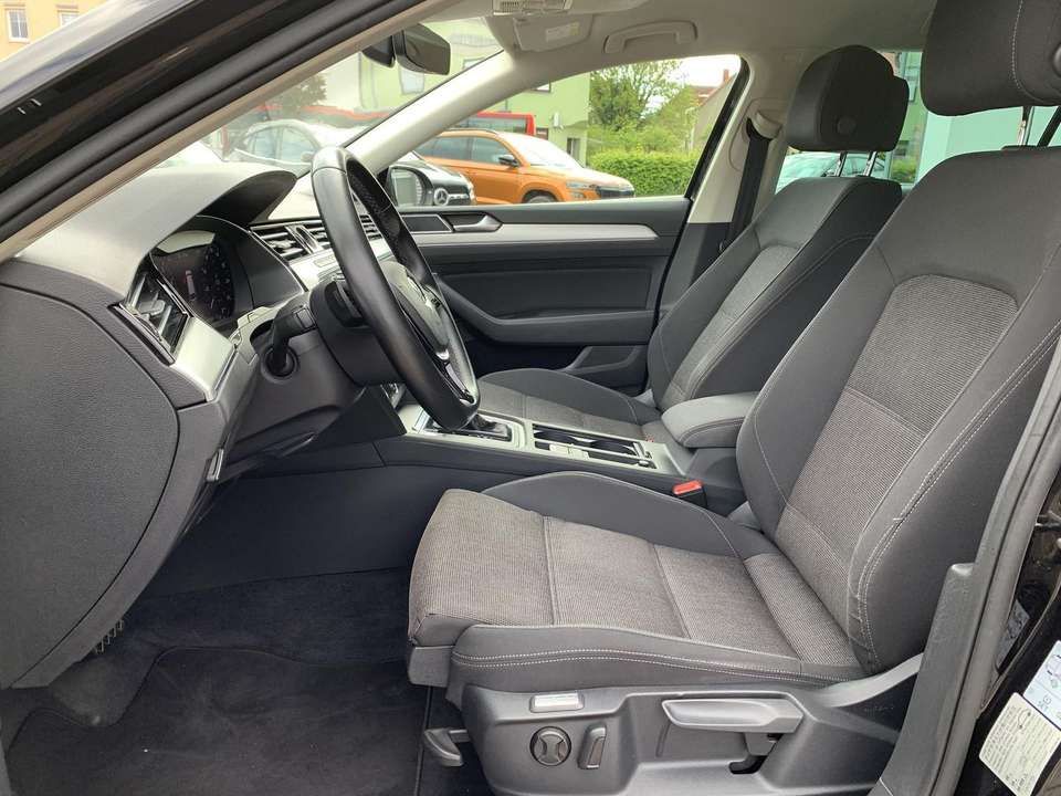 Volkswagen Passat - Imagem 10