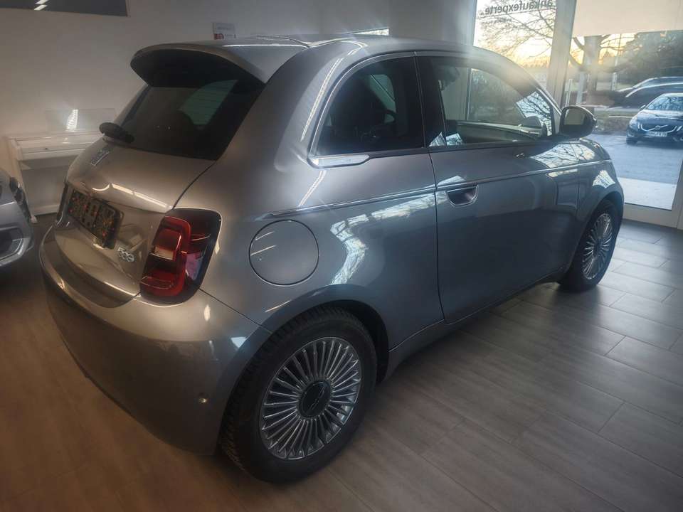 Fiat 500e - Imagem 4