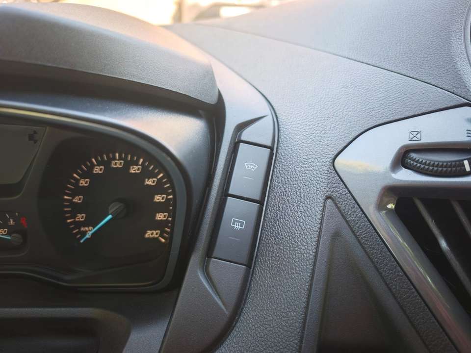 Ford Transit - Imagem 15