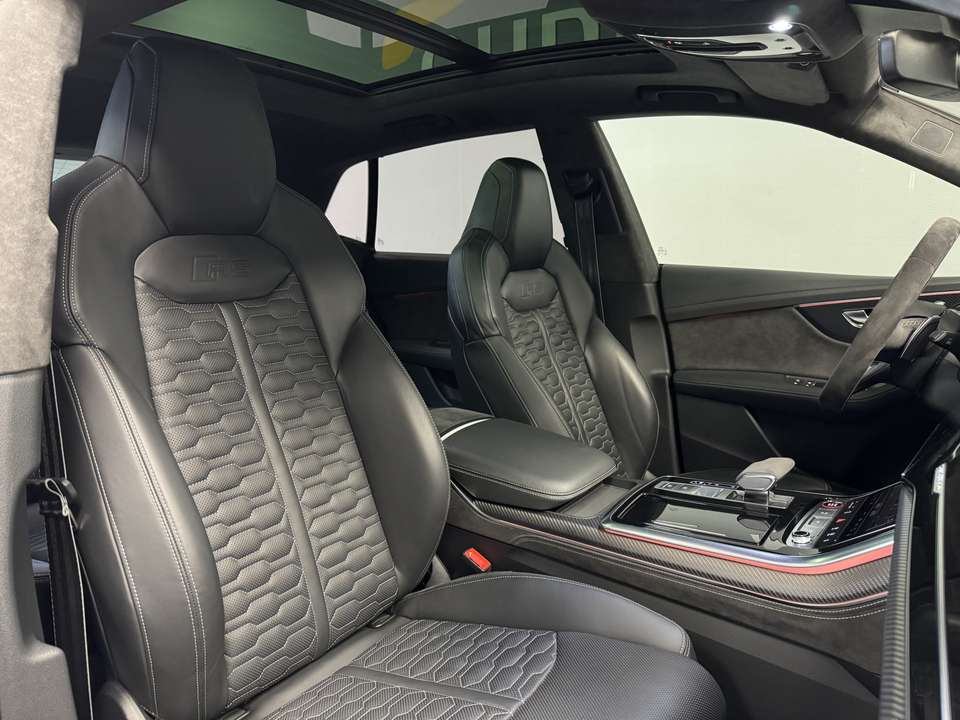 Audi RS Q8 - Imagem 10