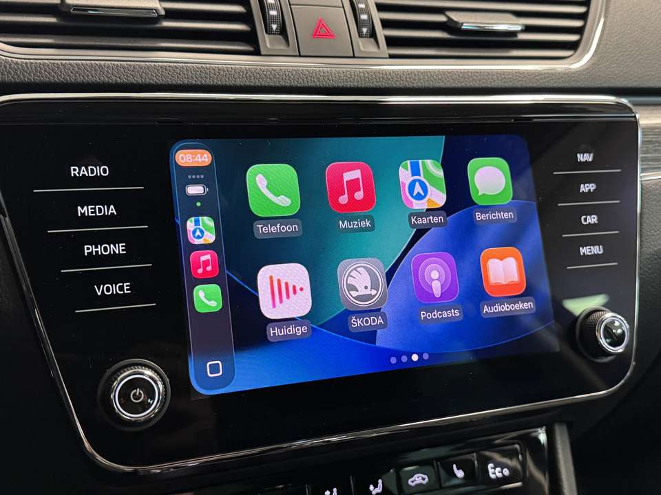 Skoda Superb - Imagem 16