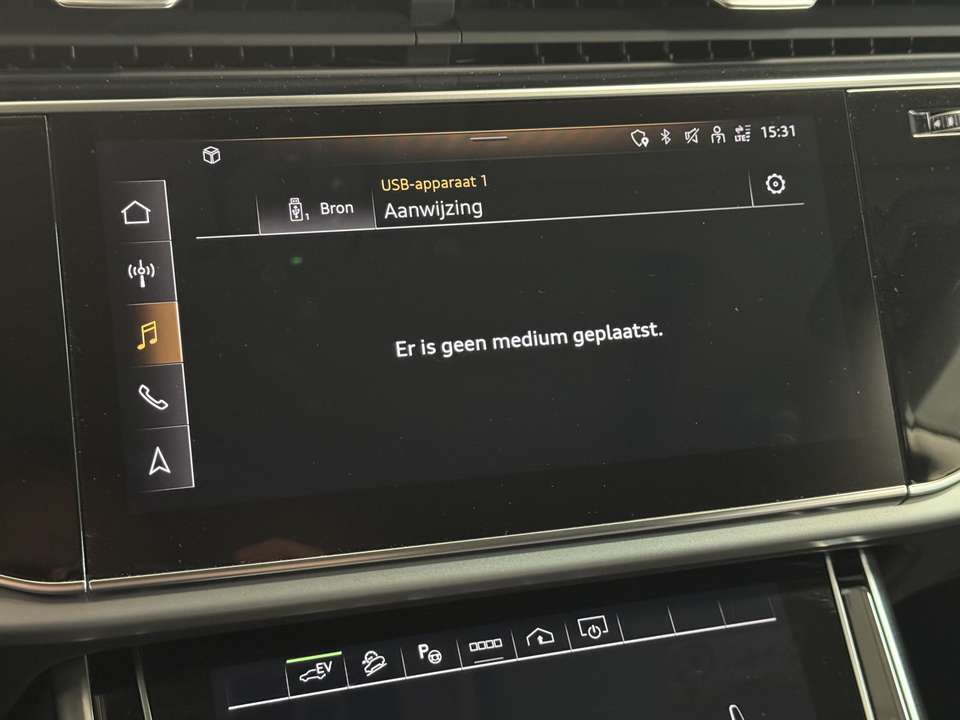 Audi Q8 - Imagem 18