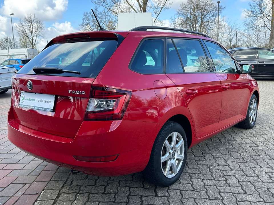 Skoda Fabia - Imagem 3