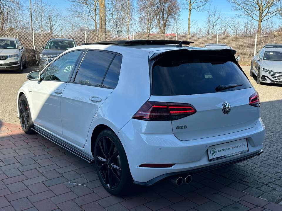 Car picture 4