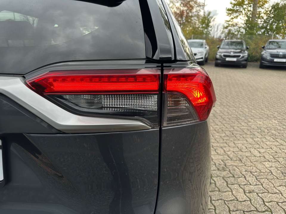 Toyota RAV 4 - Imagem 11