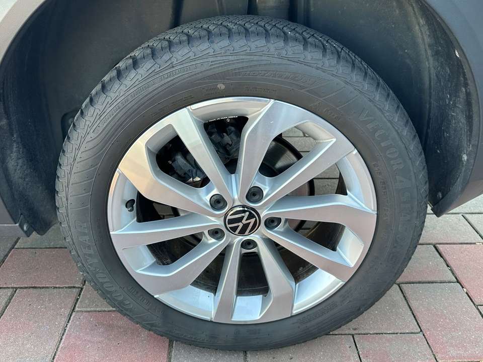 Volkswagen T-Roc - Imagem 13