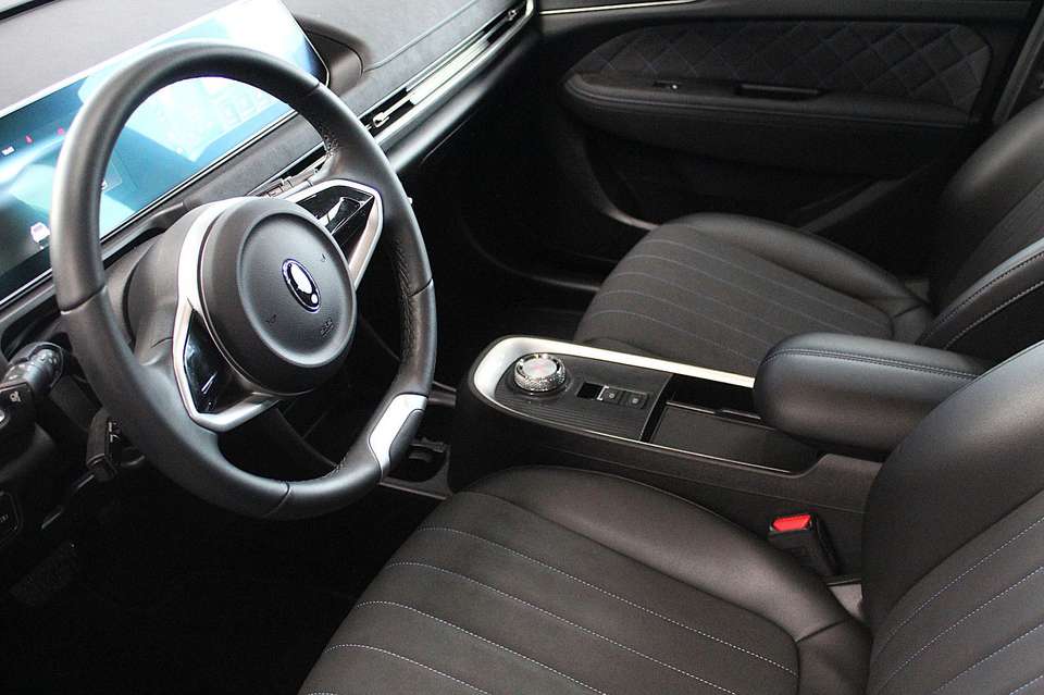 Car picture 9