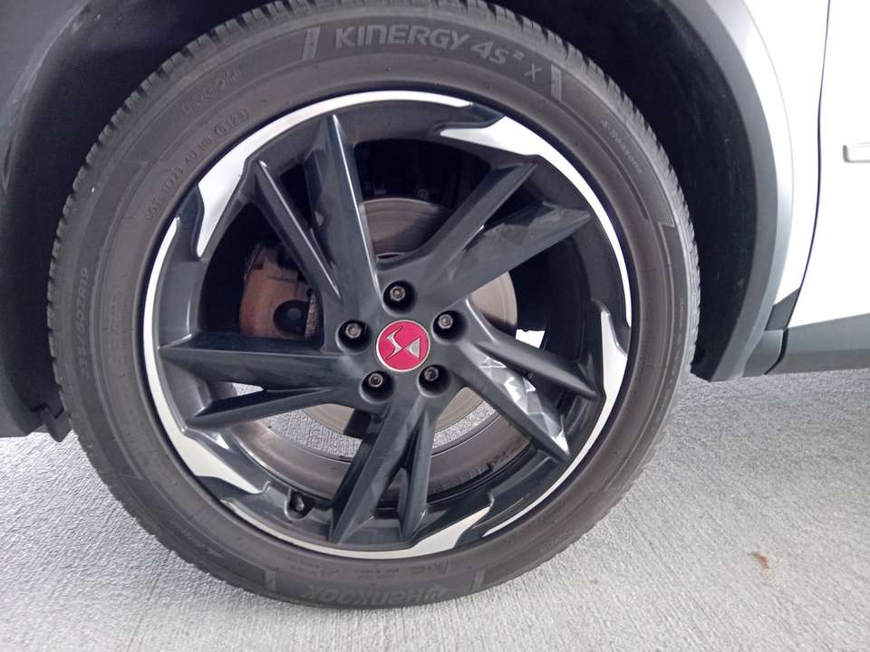 DS Automobiles DS 7 - Imagem 11