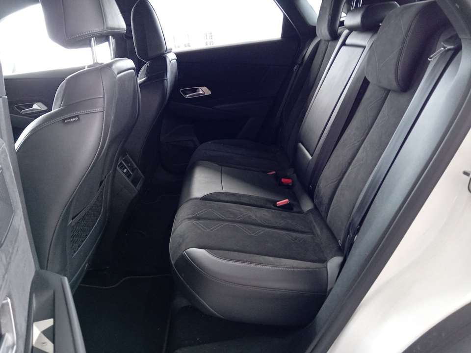 DS Automobiles DS 7 - Imagem 13