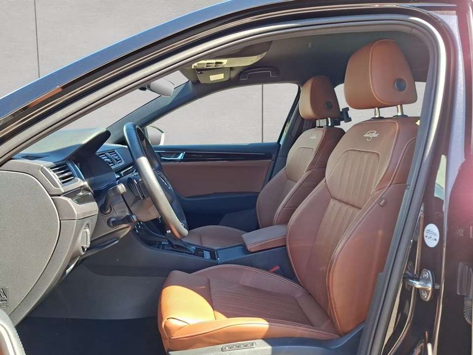 Car picture 11