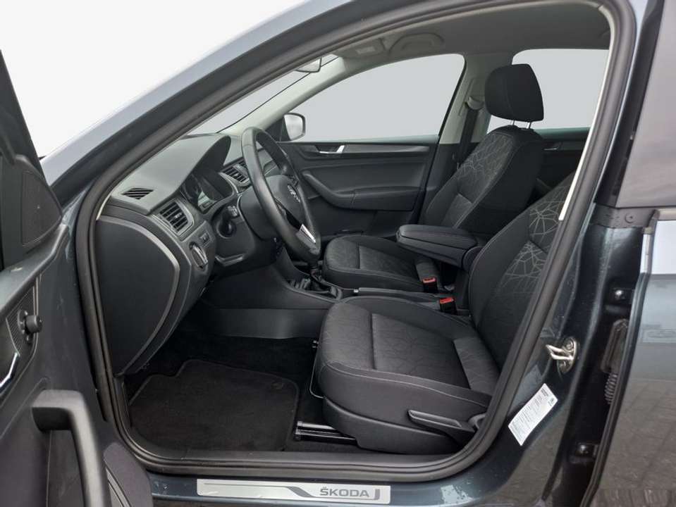 Car picture 9