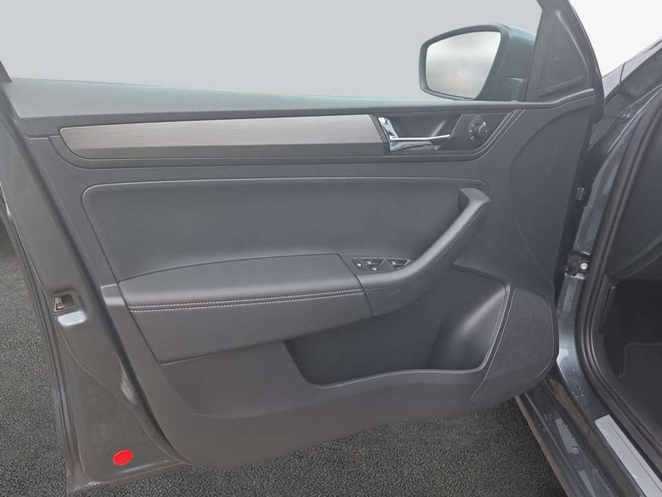 Car picture 15