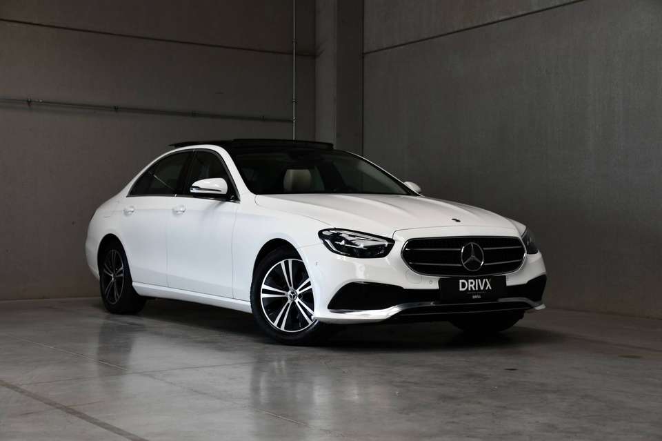 Mercedes-Benz E 200 - Imagem 1