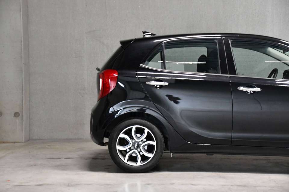 Car picture 9