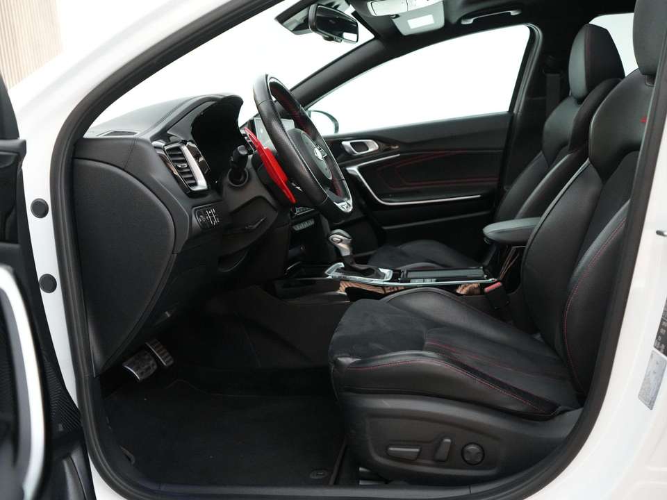 Car picture 9