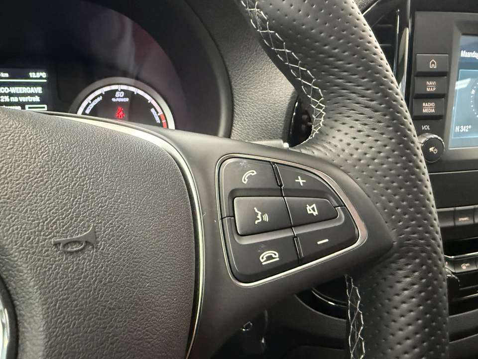 Car picture 9